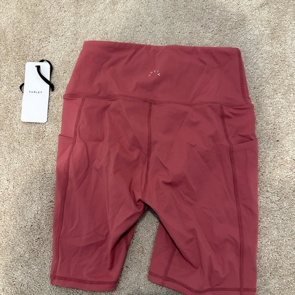 NEW VARLEY let’s go pocket short 7” in rose wine small - Picture 3 of 3